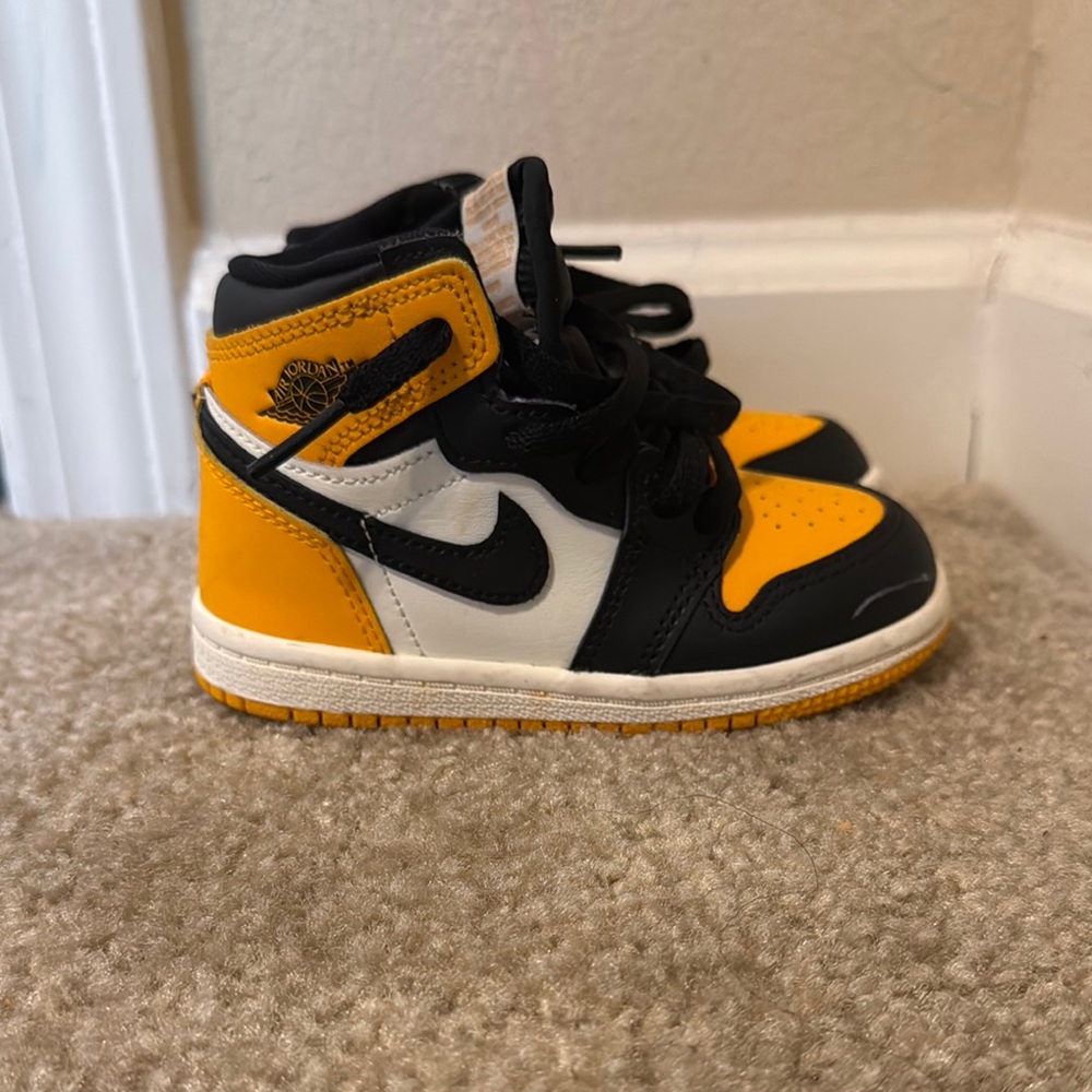 Jordan 1 - Black, White, and Yellow